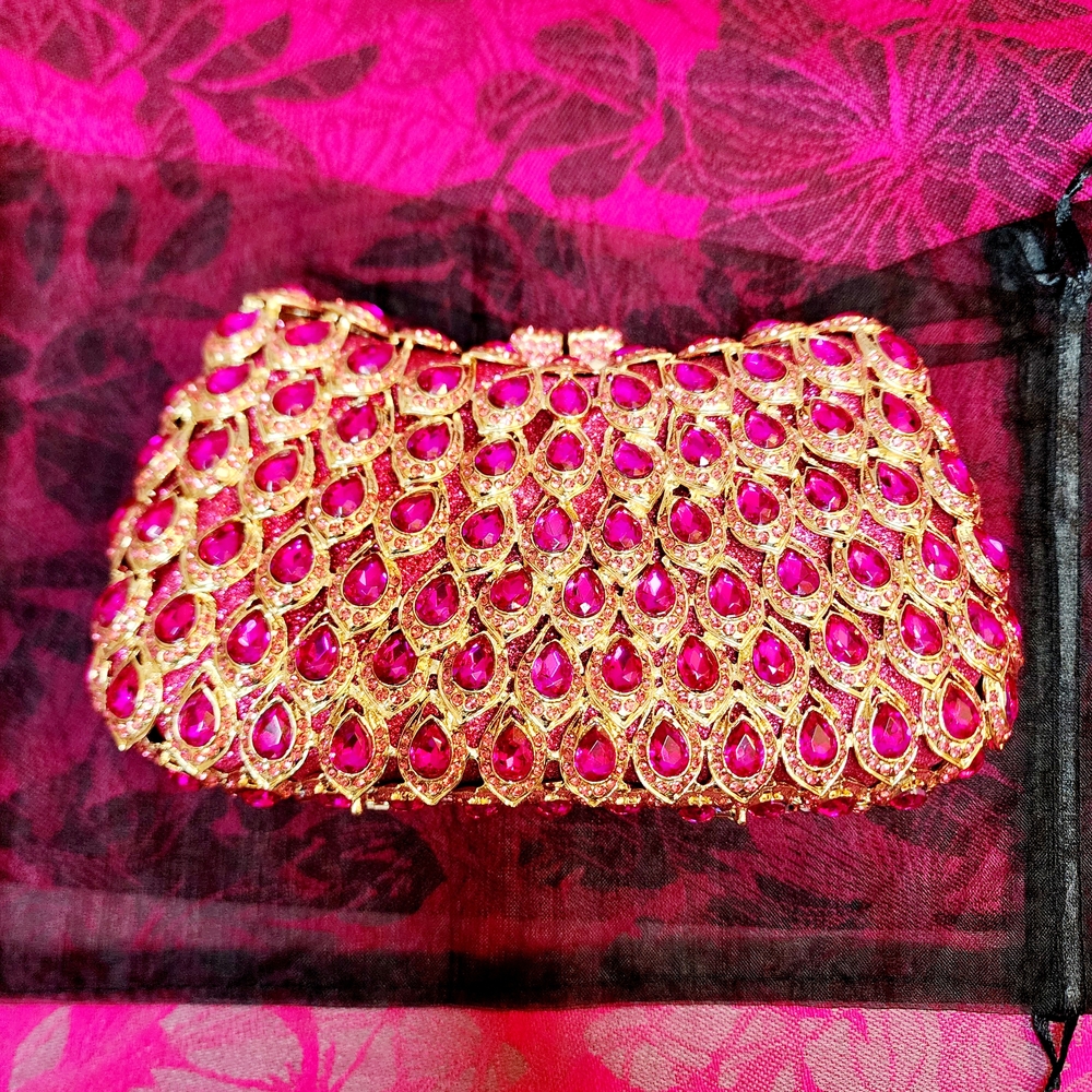 Jewels With A Purpose Pink And Gold Jeweled Clutch. NEW. - Picture 9 of 10